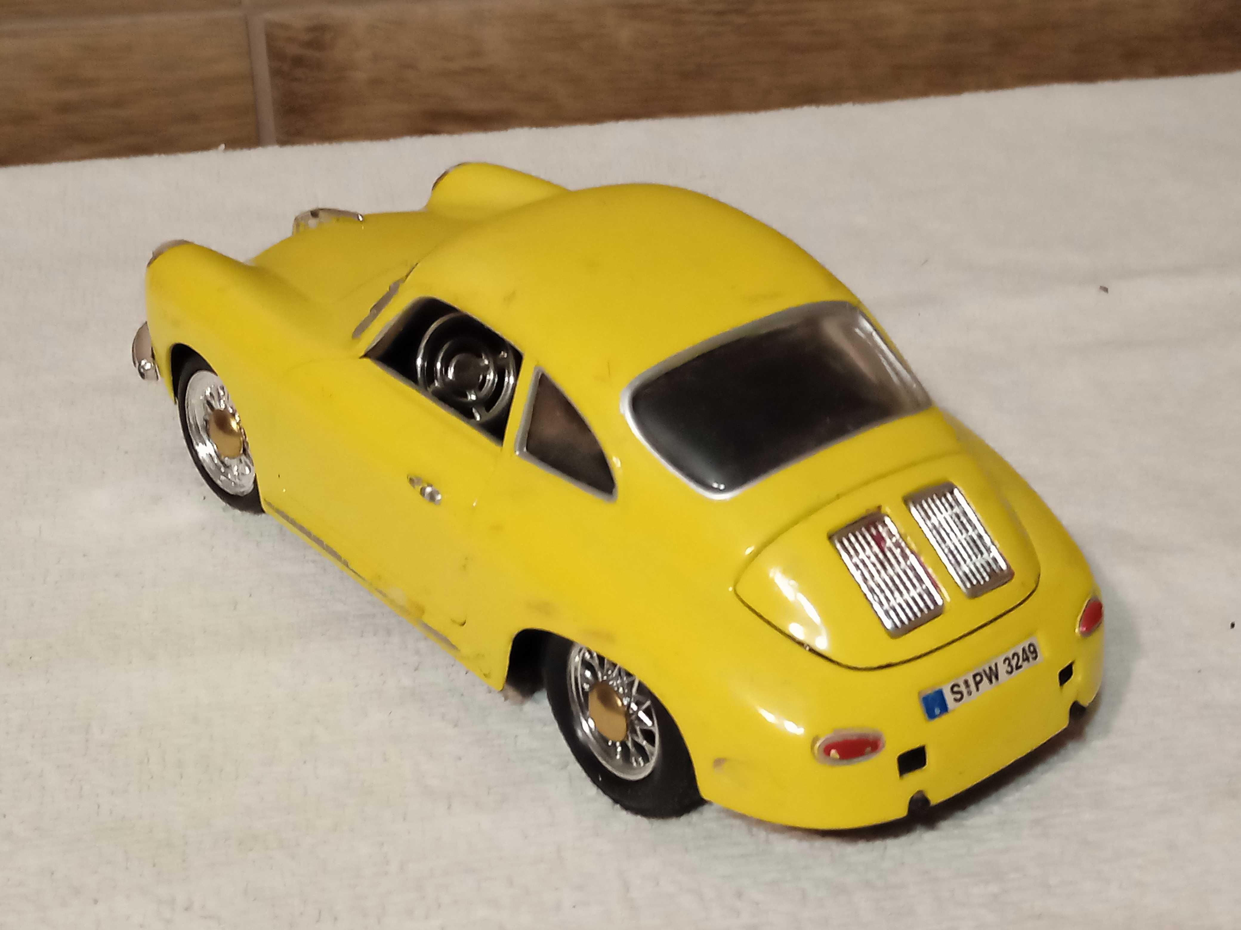 model Porsche 356B 1/24