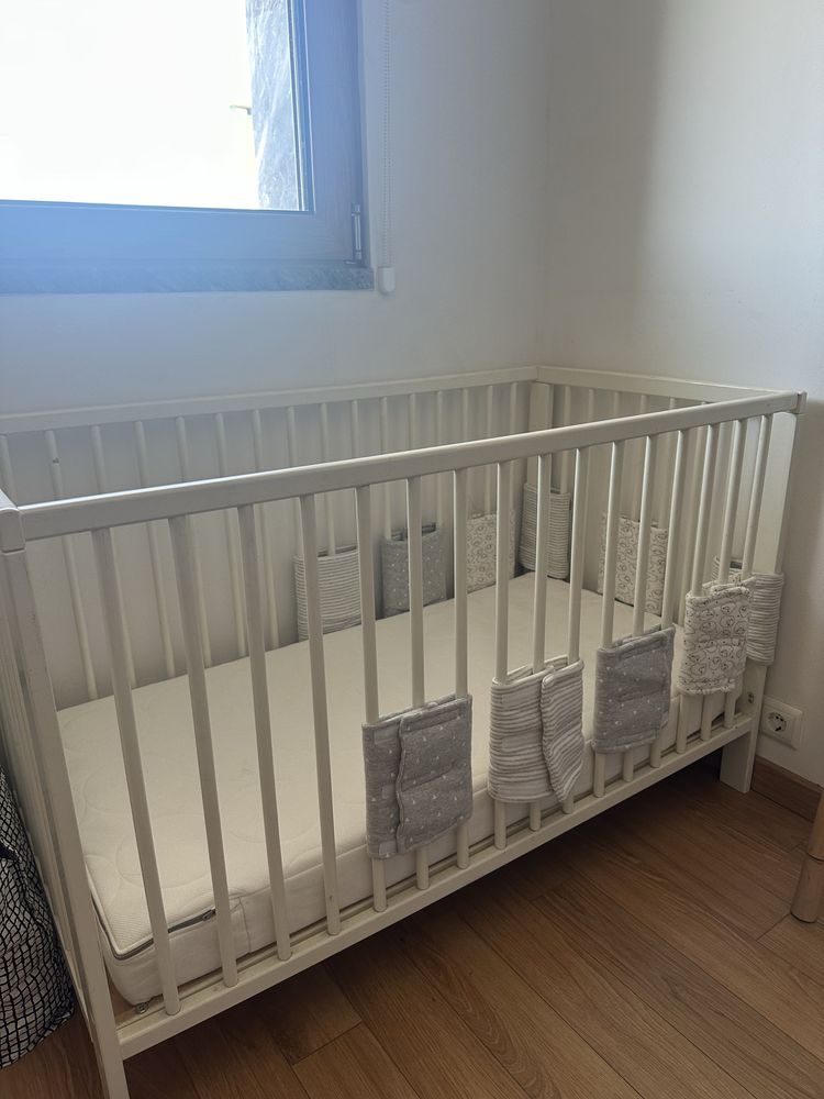 Berço Gulliver IKEA + colchão + cojunto cama