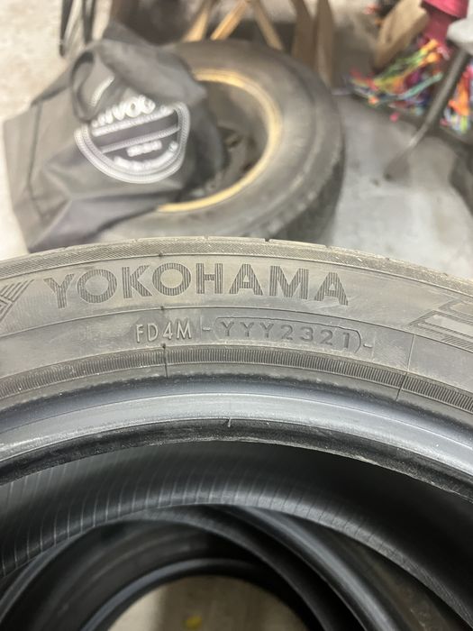 Шини Yokohama BluEarth-XT AE-61 215/50 R17 літні