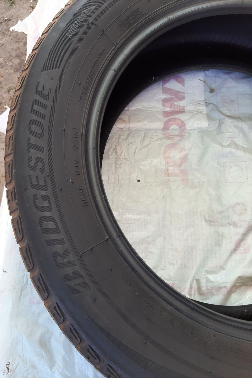 Bridgestone Blizzak 235 60 R18 зима