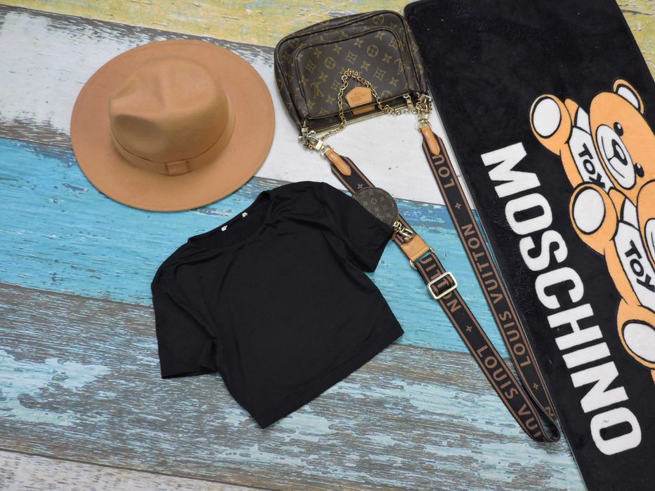 Fishbone Czarny crop top gładki XS