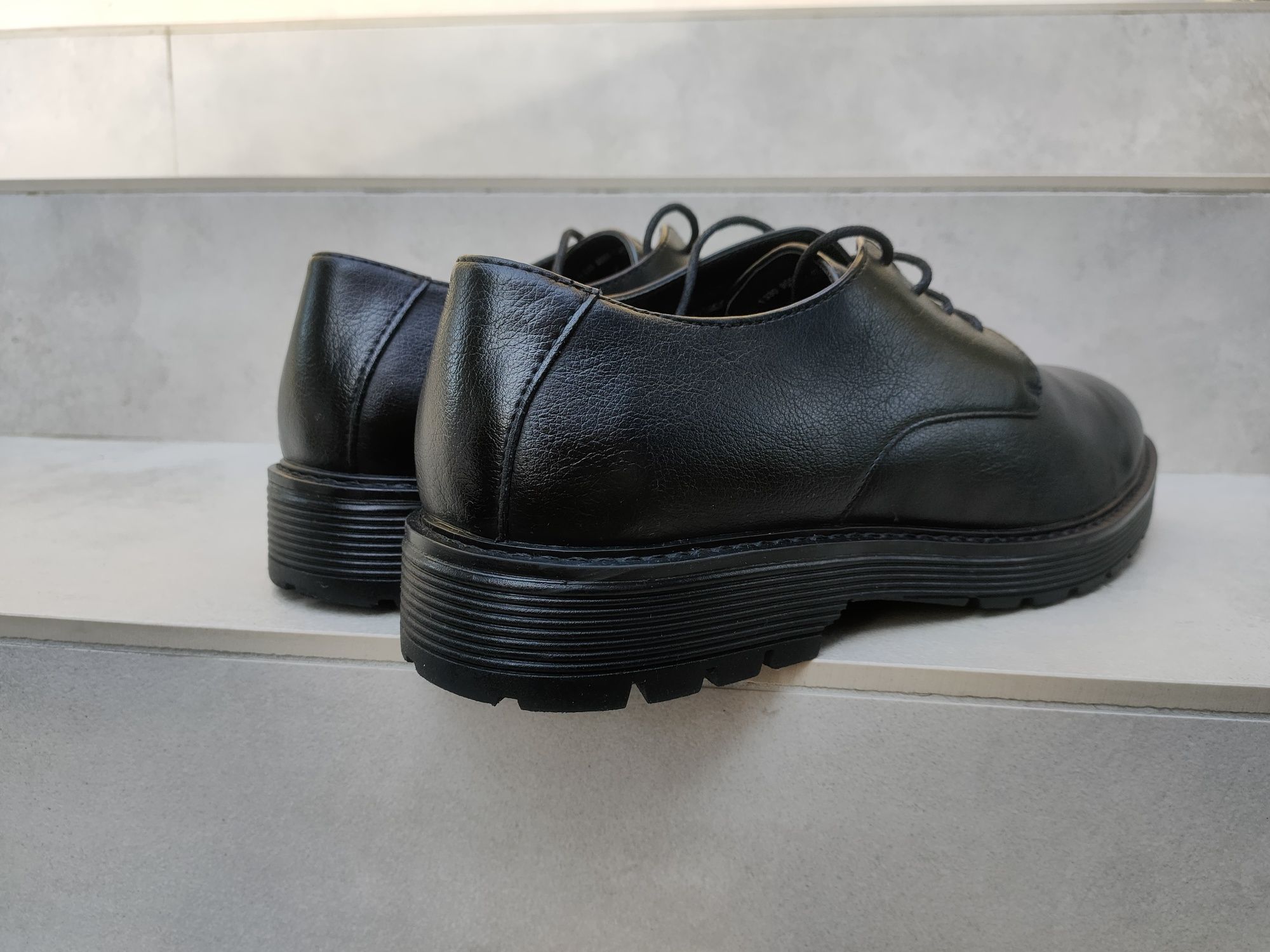 Buty AM Shoes Company męskie półbuty eleganckie czarne r. 44 28,5cm