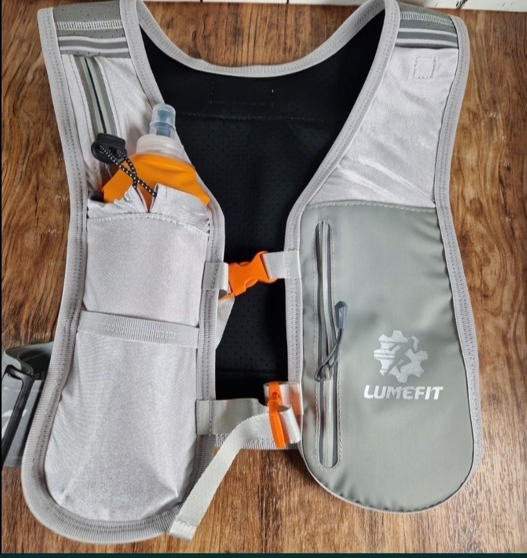 LUMEFIT kamizelka do biegania - odblaskowa z 500ml składaną butelką