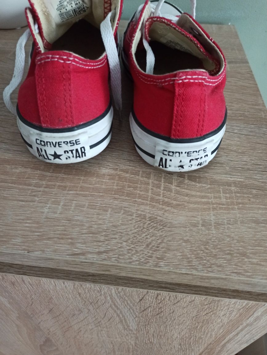 Trampki krótkie czerwone Converse rozm.36,5