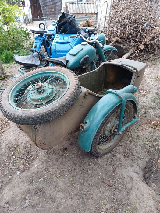 М72, 1955 р. оригінал на ходу із коляскою поч. 1950-х рр.