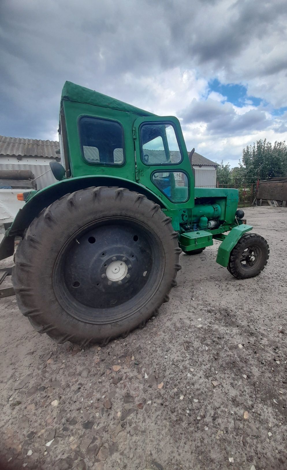 Продам трактор Т-40
