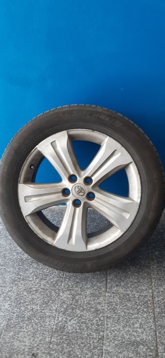 Продам комплект колёс на Toyota