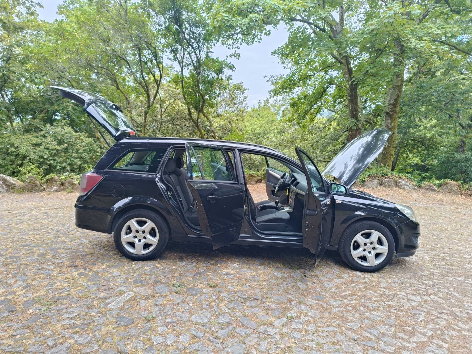 OPEL ASTRA 1.3 CDTI 90 CV COM AR CONDICIONADO