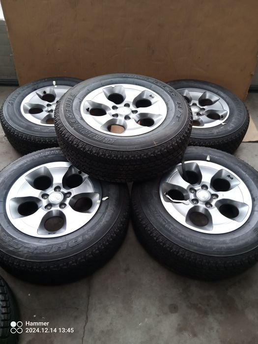 Jeep Wrangler koła felgi 18/7.5 r18 255/70 r18 Bridgestone nowe