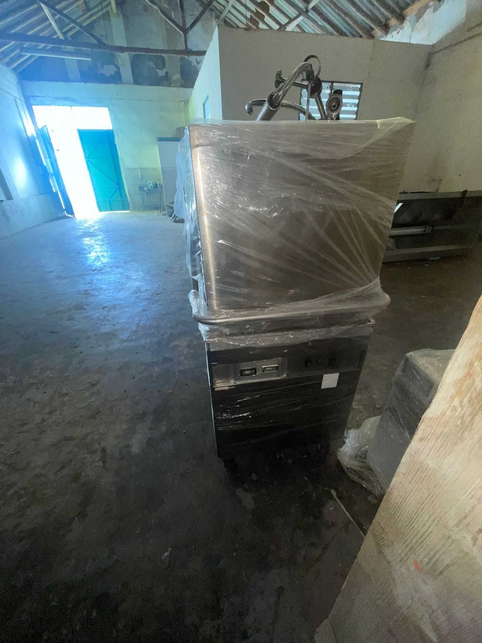 Oportunidade vários Equipamentos e Bancadas para Hotelaria usado