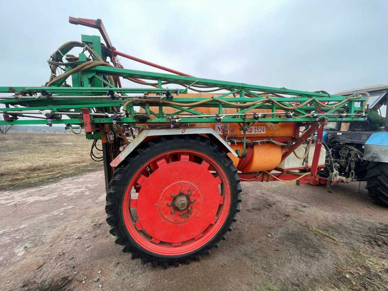 Оприскувач напівпричепний штанговий ОПШ 3524