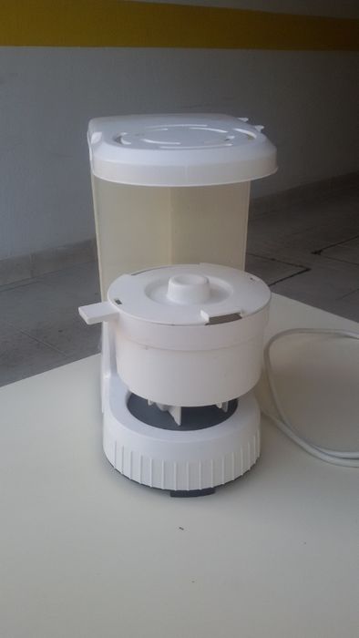 Máquina  de café elétrica. de filtro ler descrição abaixo.