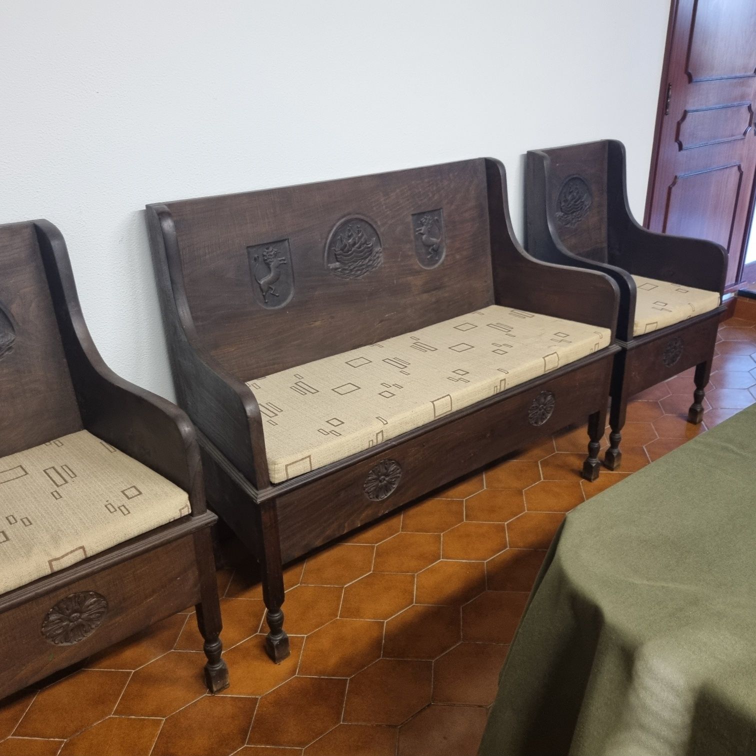 Bancos madeira antigos