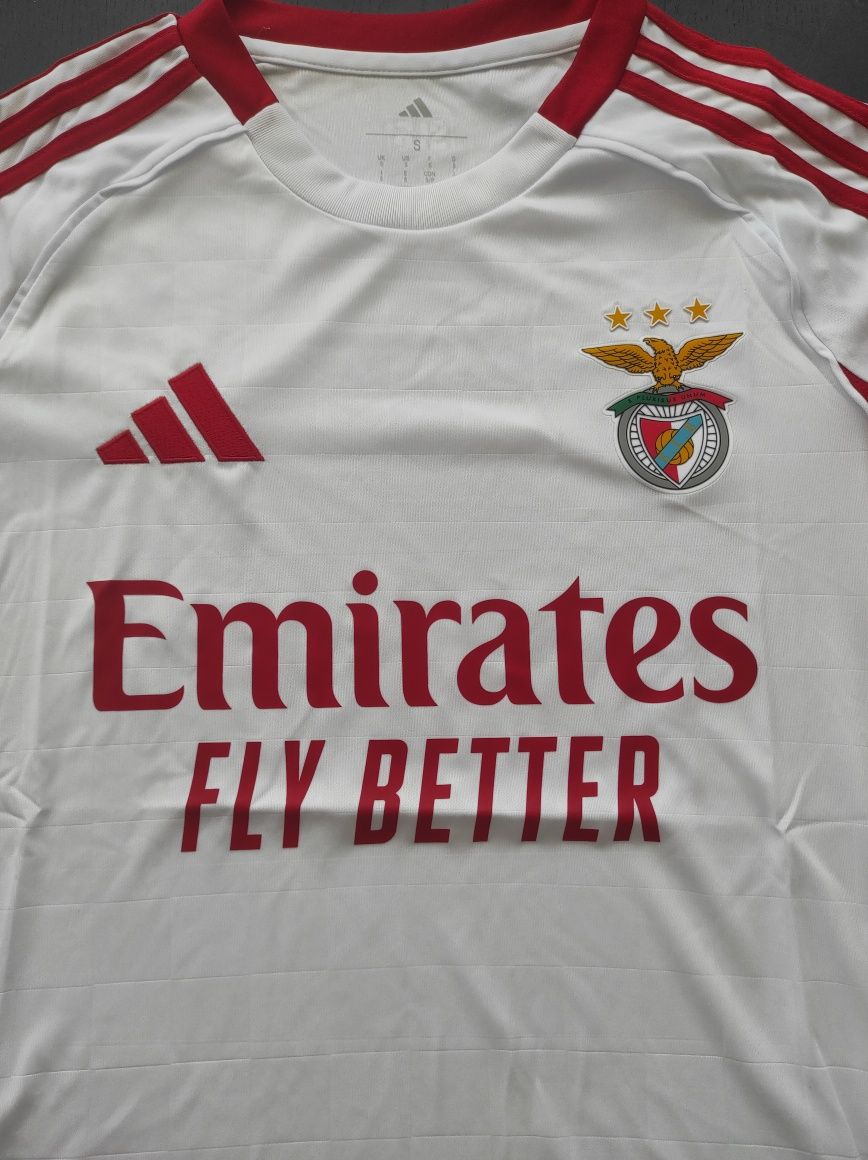 Camisola Alternativa Branca do Benfica, tamanho L, com o Nome: Anabela