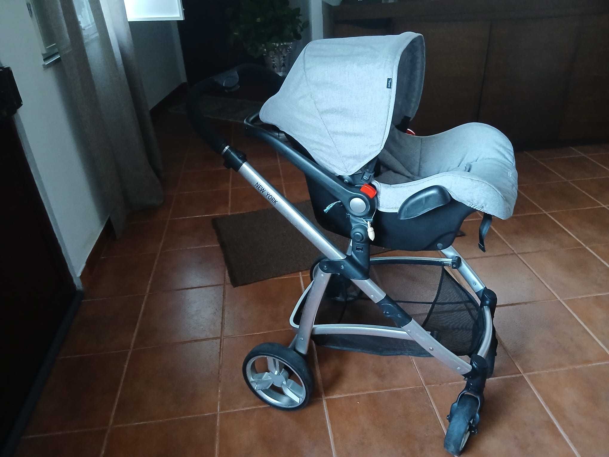 Carrinho de bebé completo
