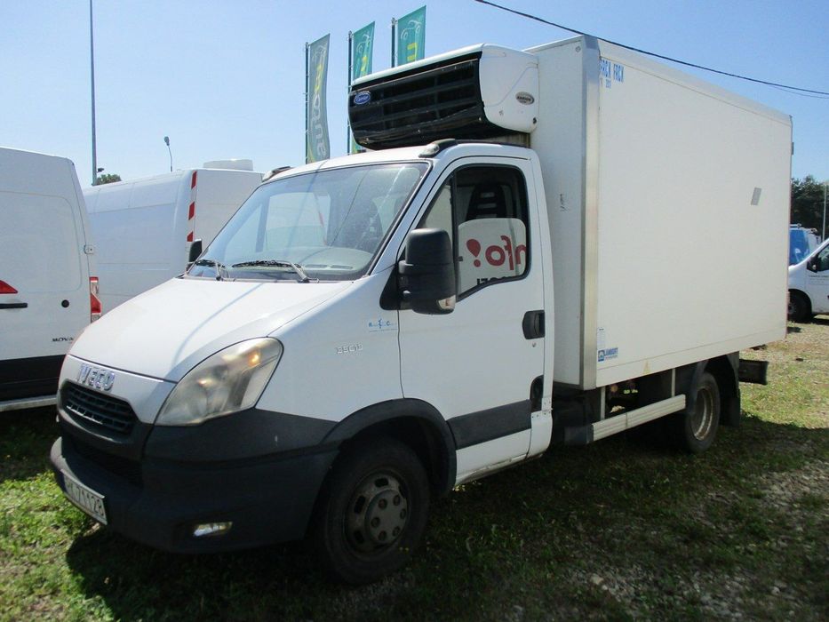 Iveco Daily 35C13  2.3 HPI 130KM \ chłodnia 2 komory \ FV23%