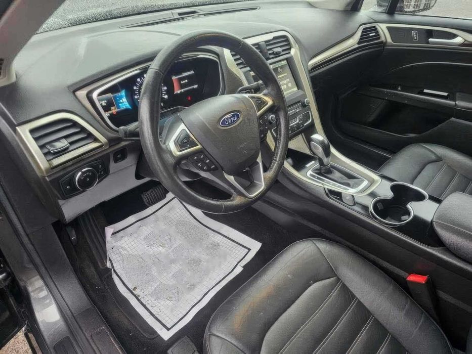 Ford Fusion SE      2016
