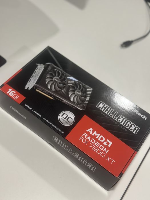 Placa Gráfica ASRock Radeon RX 7800 XT Challenger OC 16GB GDDR6