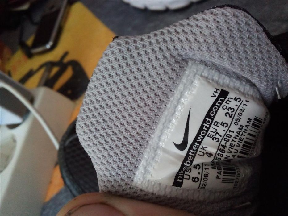 Nike 37.5 кросовки