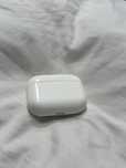 Продам кейс без навушників повністью робочий airpods pro