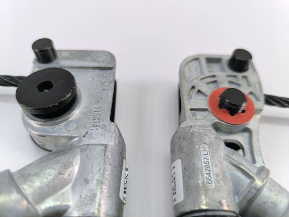 Піропатрон ременя безпеки передній правий лівий Tesla Model 3/Model Y