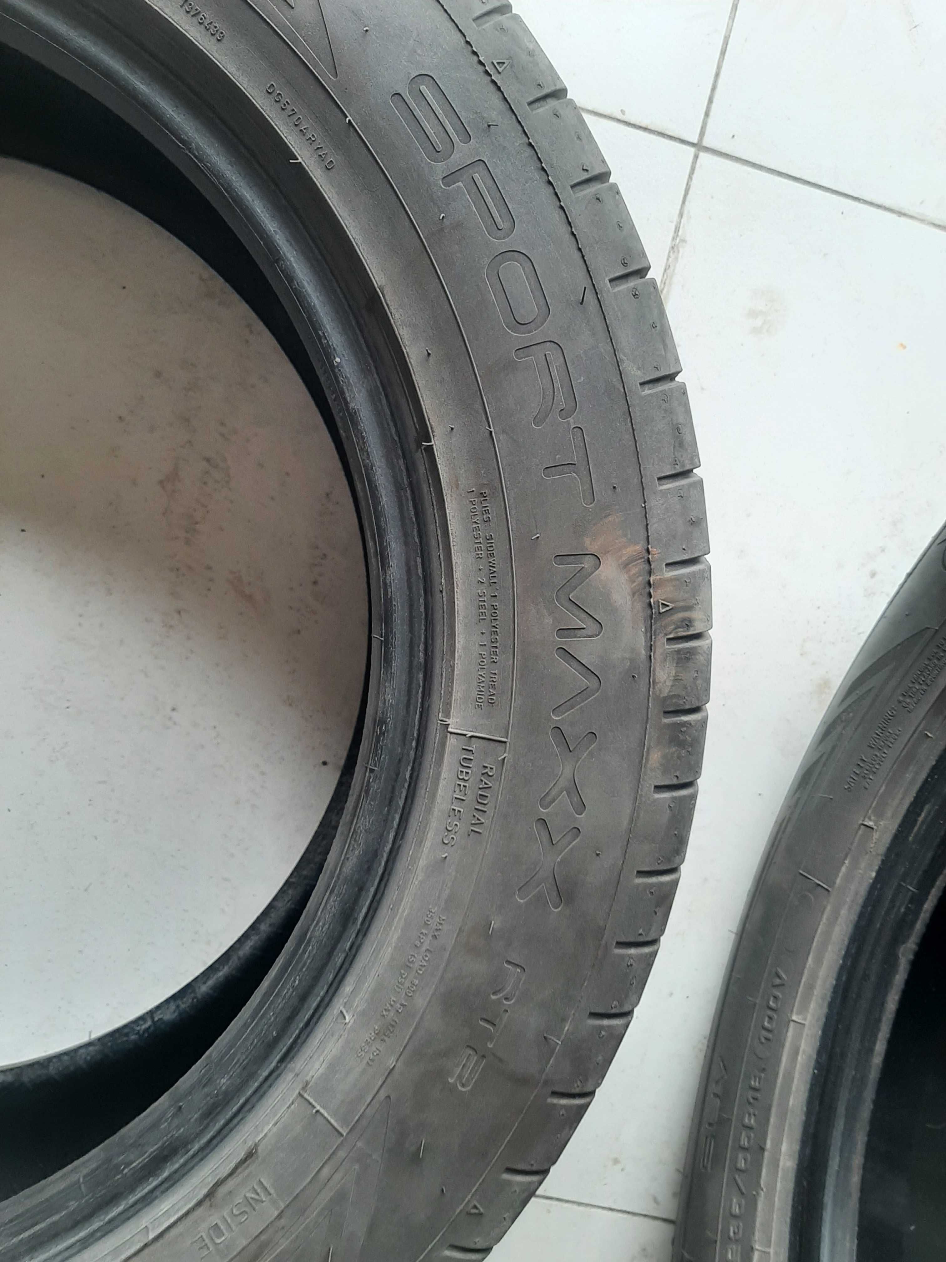 Dunlop 235/55/R18 sport max rt2