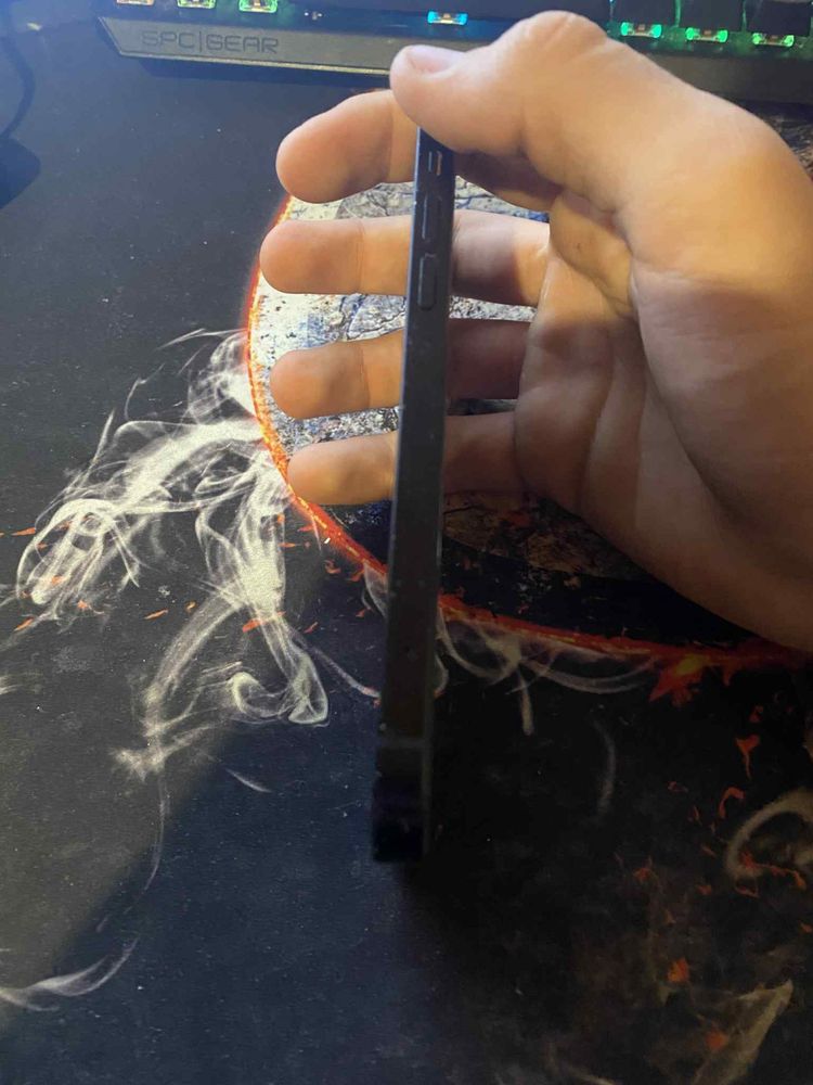IPhone 12 64gb dobry stan