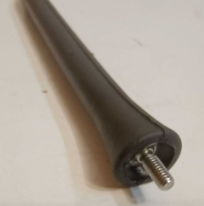 Antena FM do radia MAKITA  100- 107 i 110