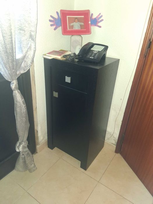 Móveis para sala de estar, mesa, cadeiras