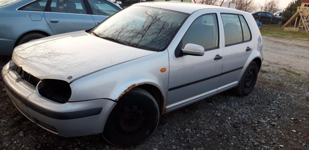części Volkswagen VW Golf  1998-03r 3/5-drzwi 1.4 16V srebrny