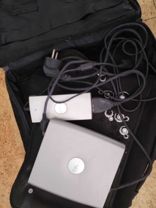 Computador portátil antigo anos 90 DELL