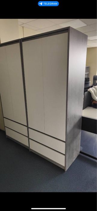 Шафа для одягу та взуття