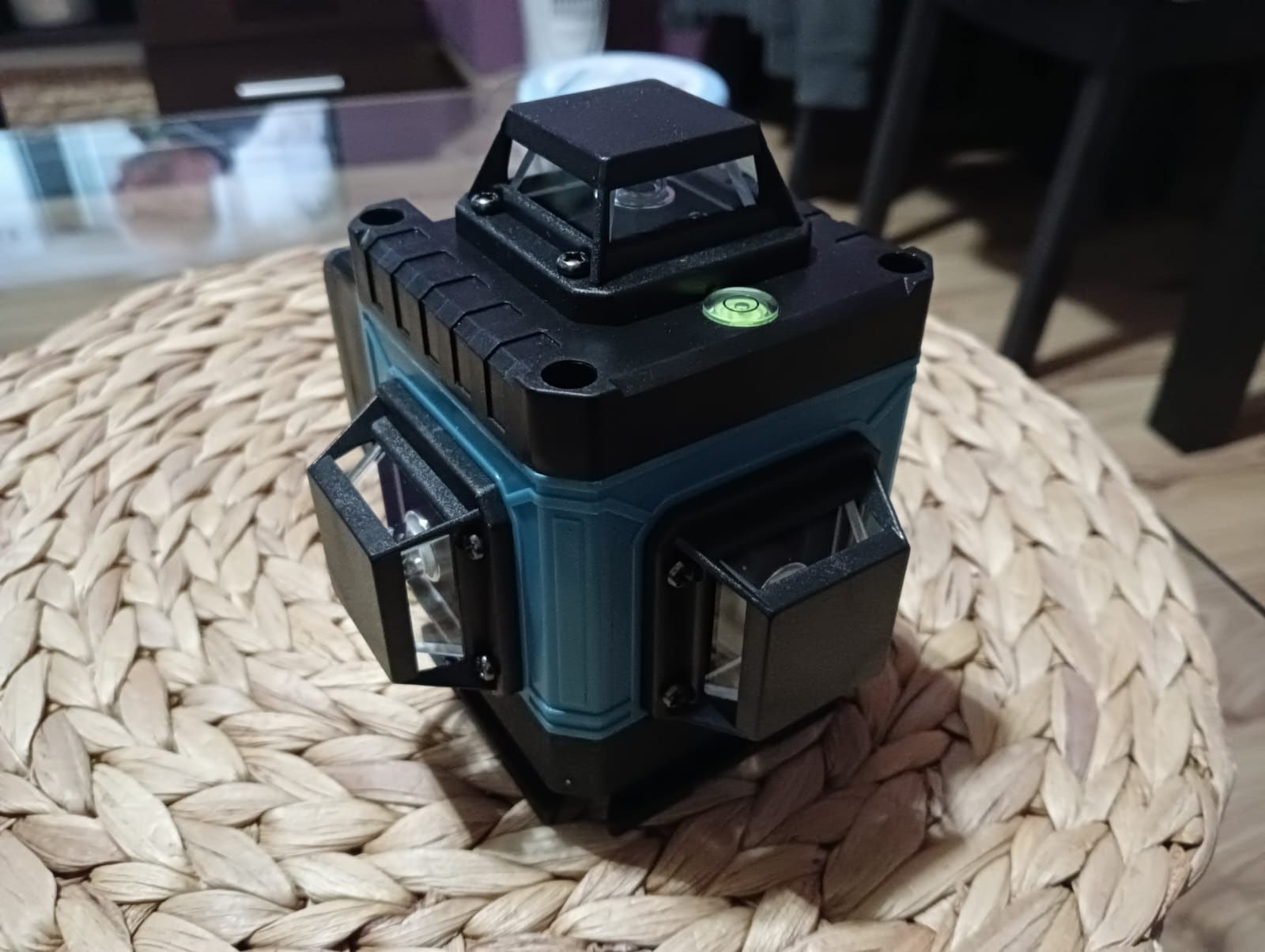 Laser krzyżowy 4x360' z pilotem Nowy