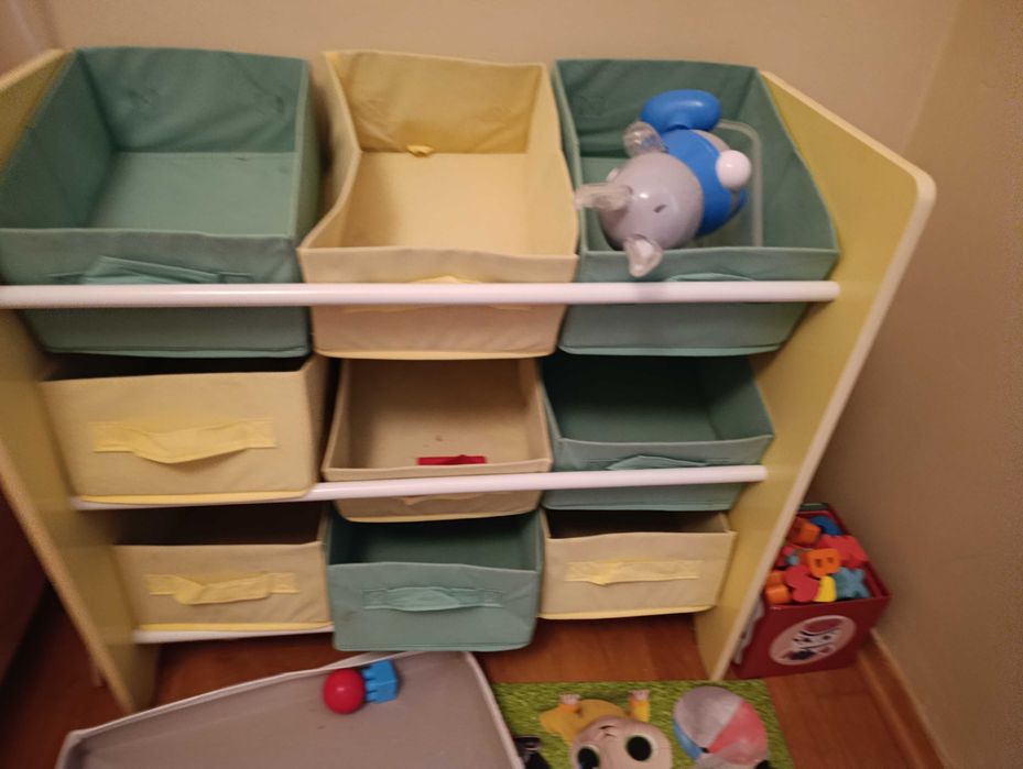 Organizer na zabawki