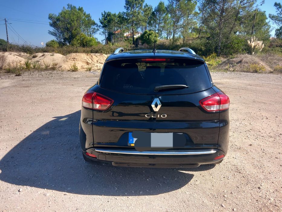 Renault Clio em ótimo estado