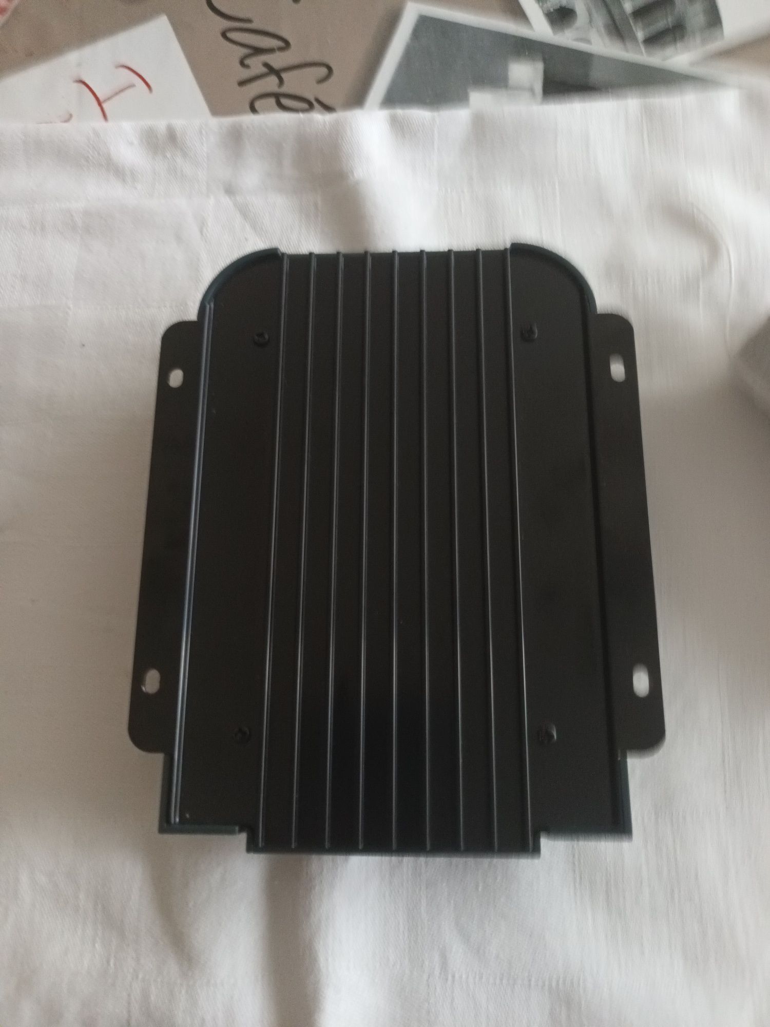 Regulador MPPT 10 A - Eza Solar