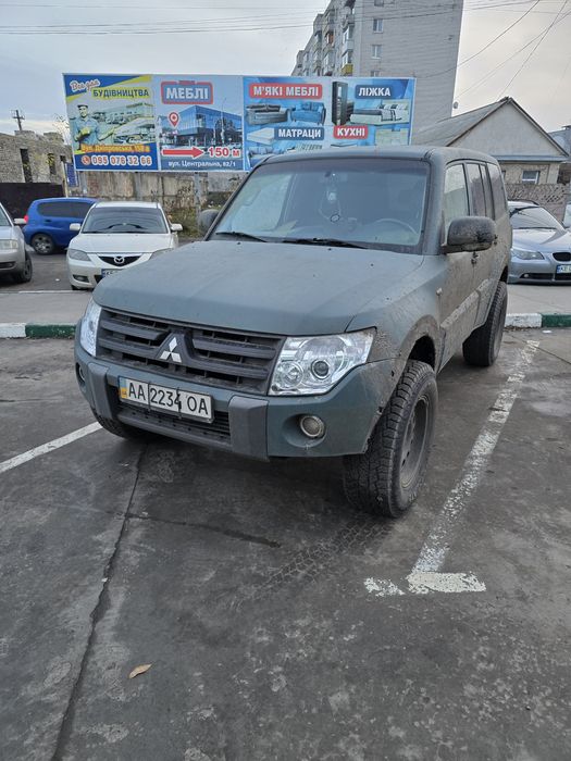 Mitsubishi Pajero 4, 3.2 мкпп
