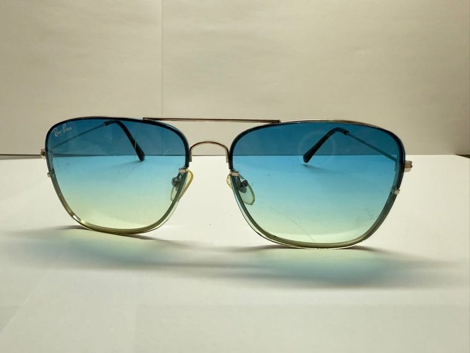 Oculos Rayban com bastante uso