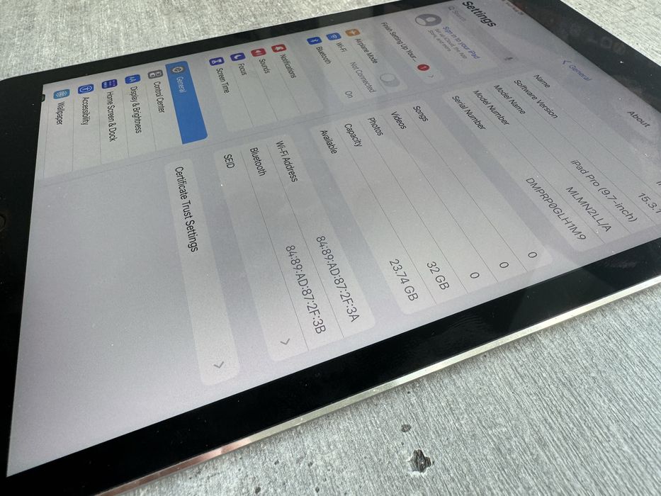 iPad Pro 9.7. 2017р. 32GB. Space Grey. Як новий. Без обмежень.Гарантія