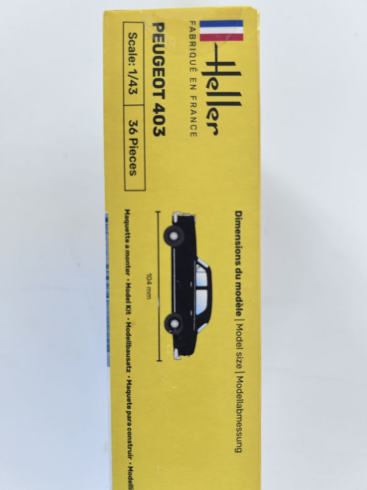 Samochód Peugeot 403 model 1/43 Heller 80161