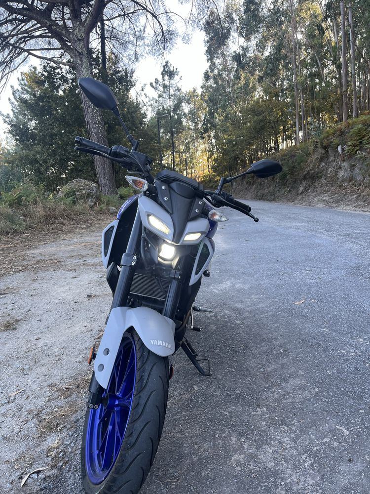 Yamaha mt 125 Azul, ano 2021. Execelente estado + Suporte de tele