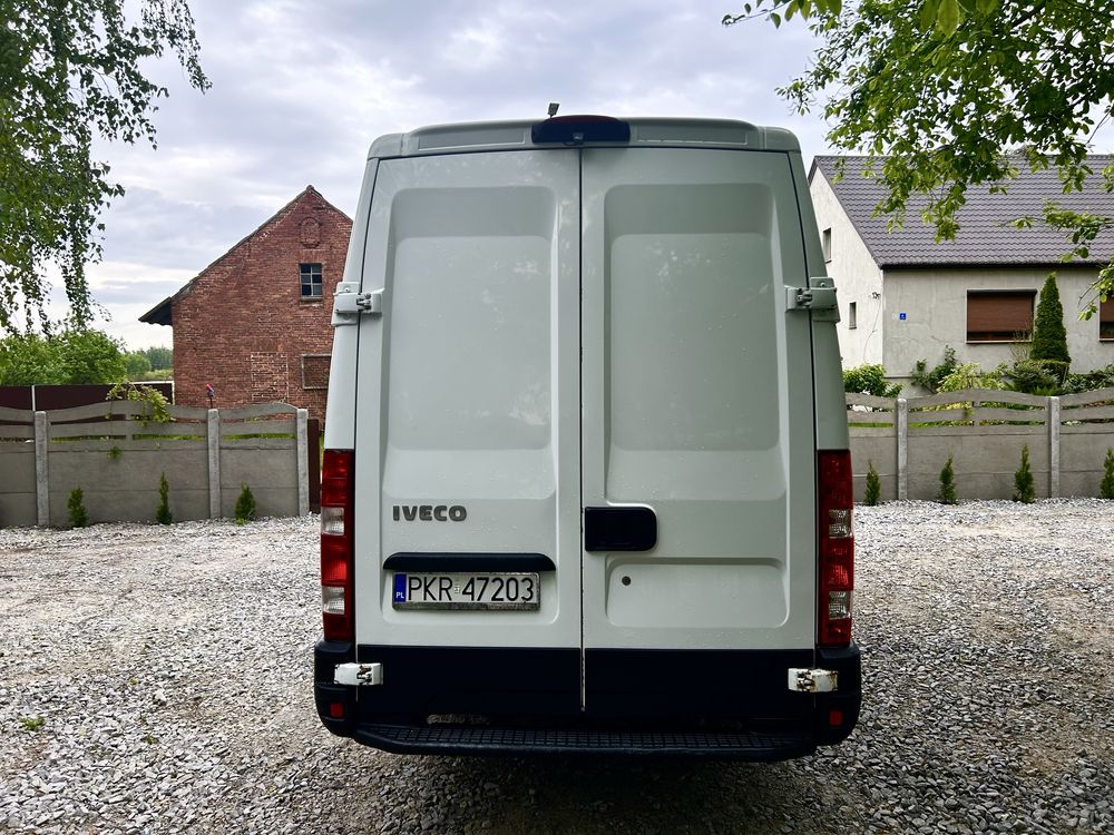 IVECO DAILY 2.3 diesel 2013r. Klima kamera stan bdb