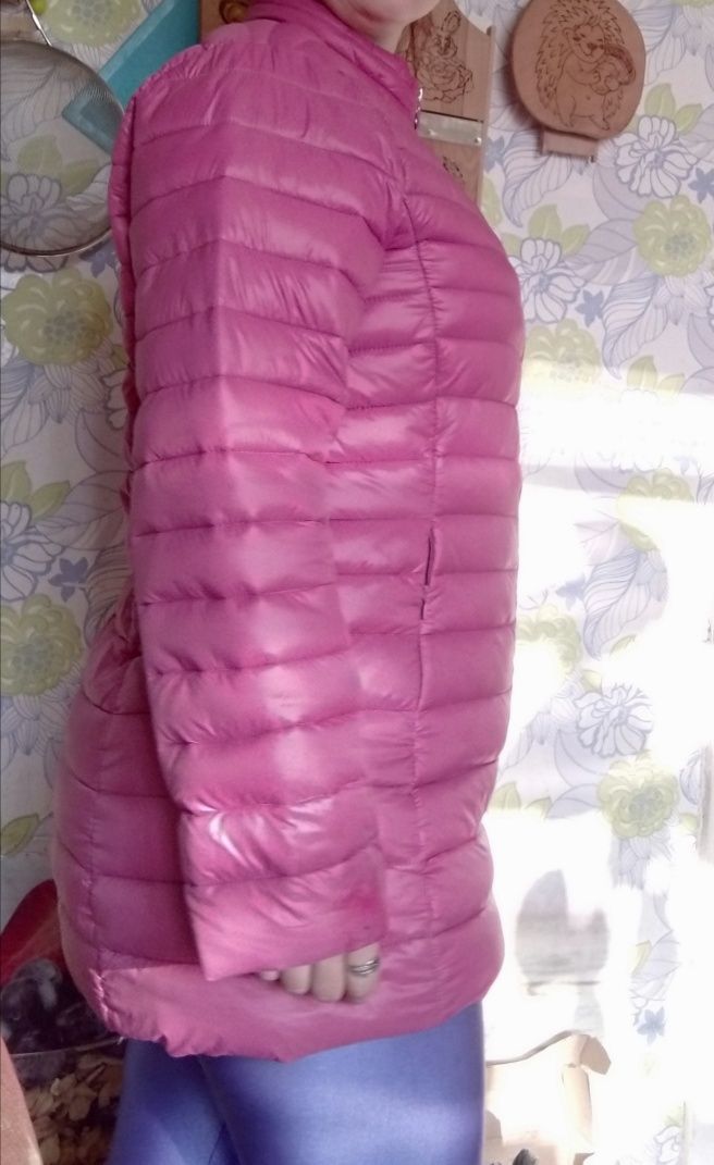 Всесезонная женская розовая легкая куртка