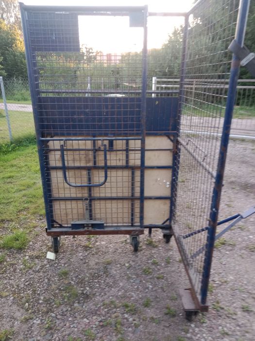 Wózek transportowy krata z zaczepem składanym