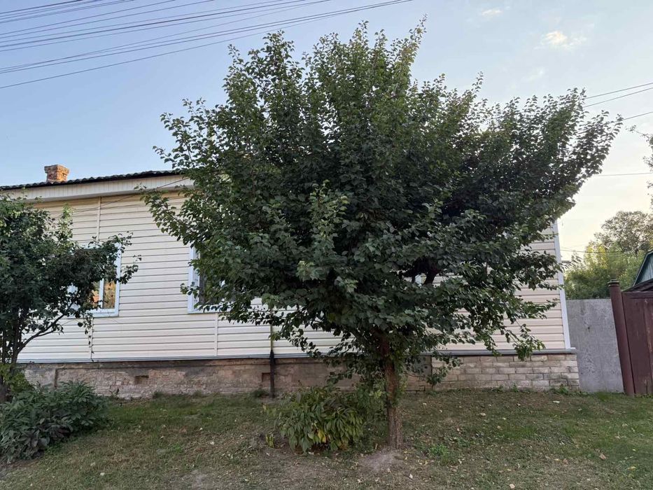 Продам  2х комнатную квартиру в доме