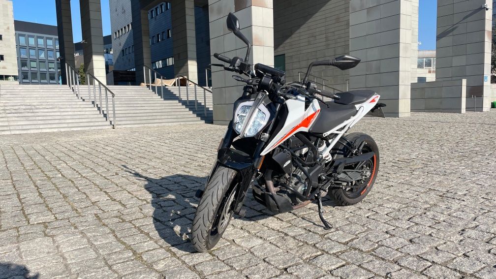 KTM Duke 390 Polski salon, jak nowy 2022r Akrapovic obniżony Quick shi