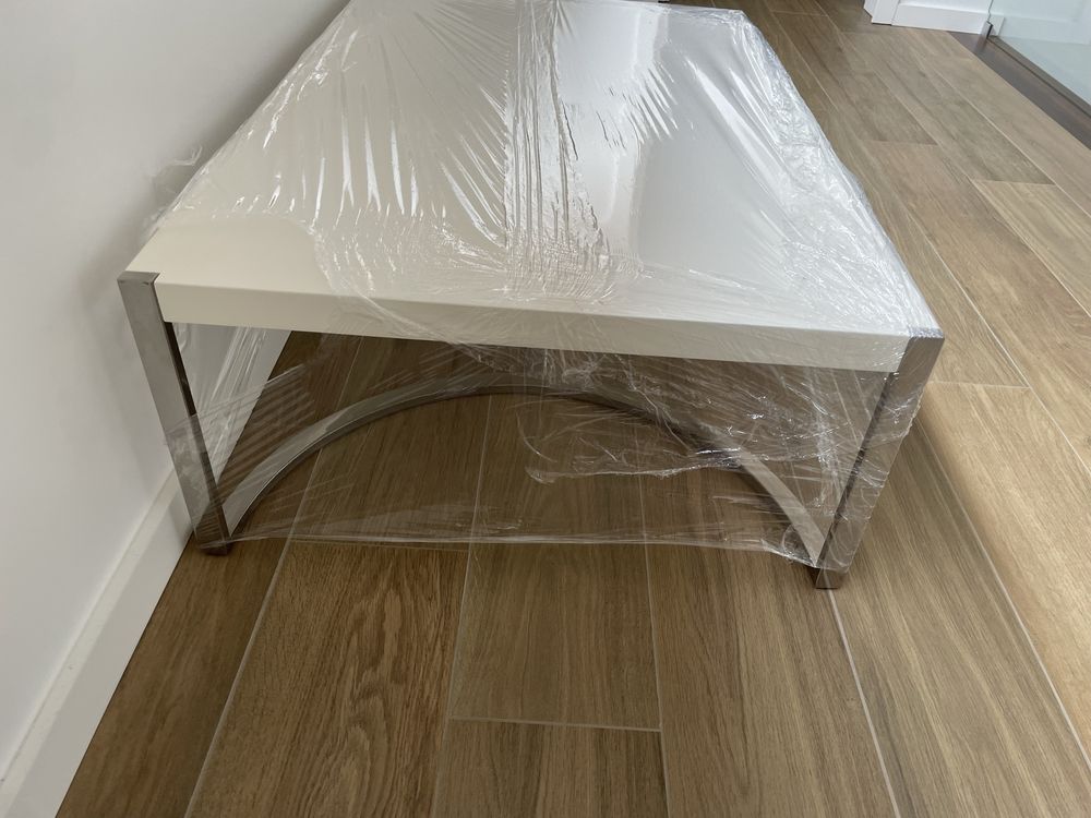 Mesa de centro nova