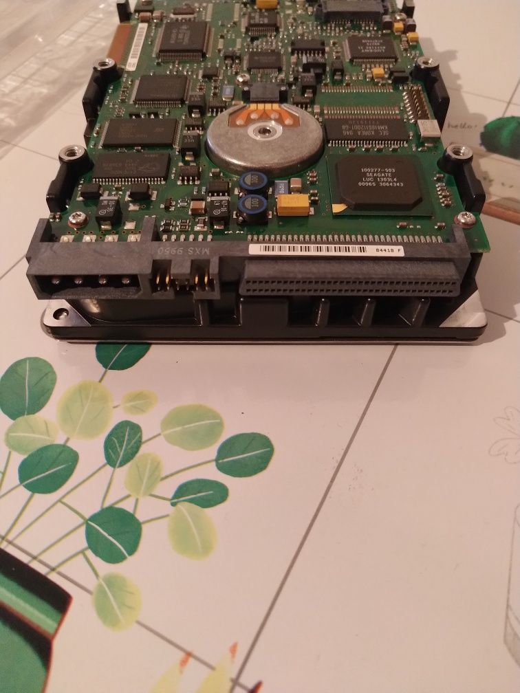 Dysk twardy scsi Seagate ST392