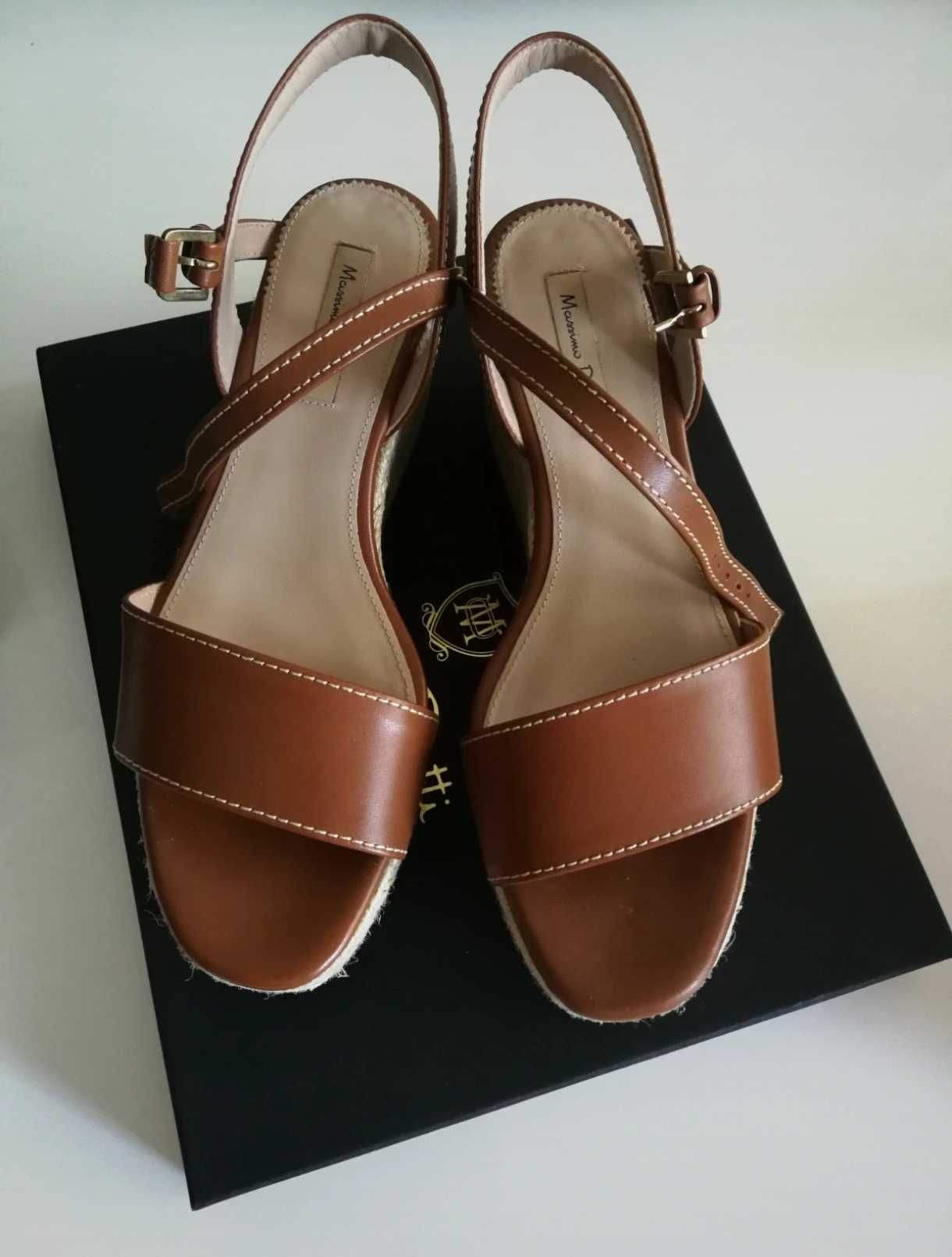 Sandálias Massimo Dutti