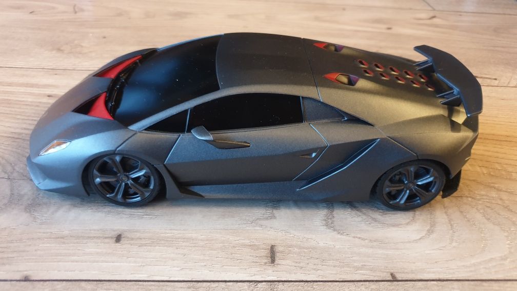 Nowy samochód zdalnie sterowany Lamborghini